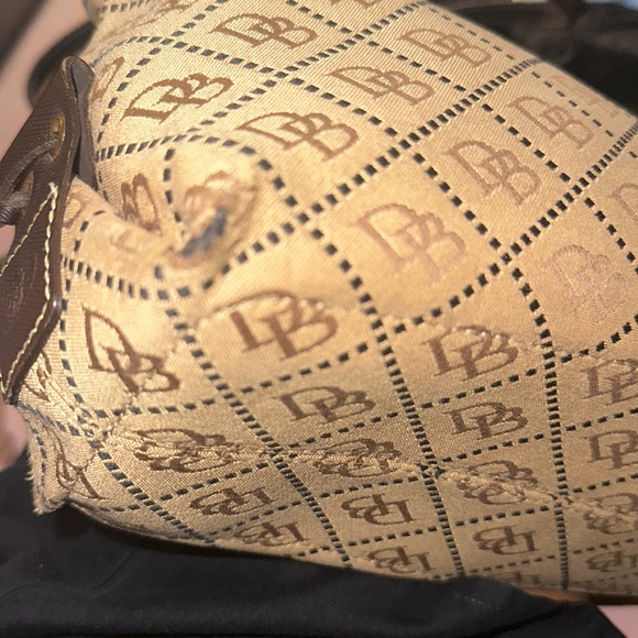 Dooney & Bourke Shoulder Bag - Picture 7 of 9